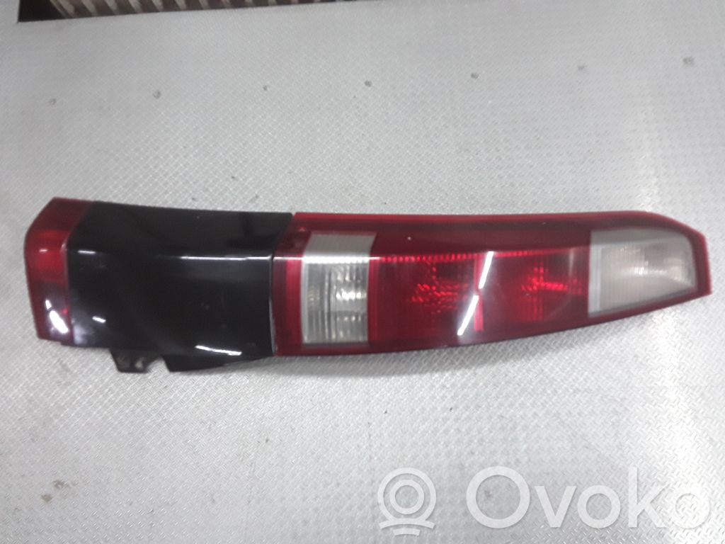Lampa tylna   93294345