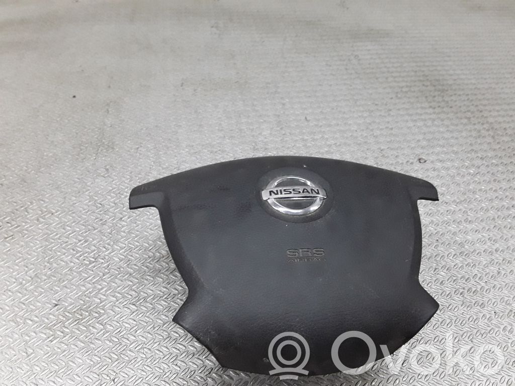 Nissan Primera Vairo oro pagalvė 