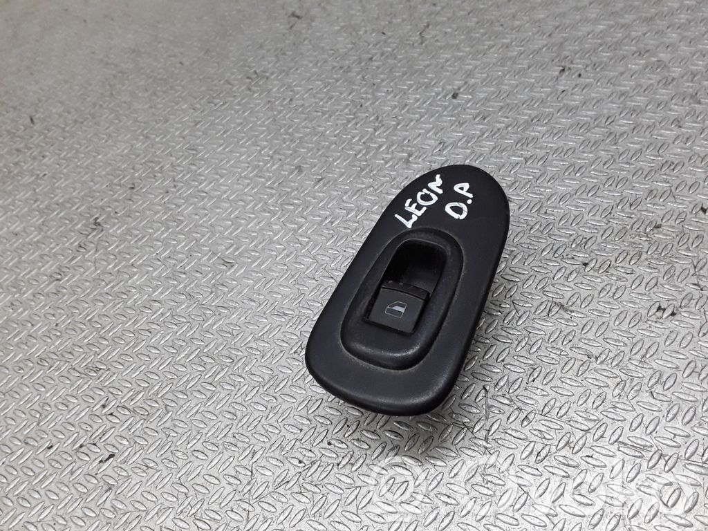 Seat Leon (1M) Elektrisko logu slēdzis 