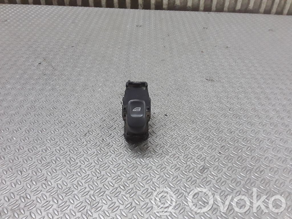 Volvo S60 Electric window control switch 