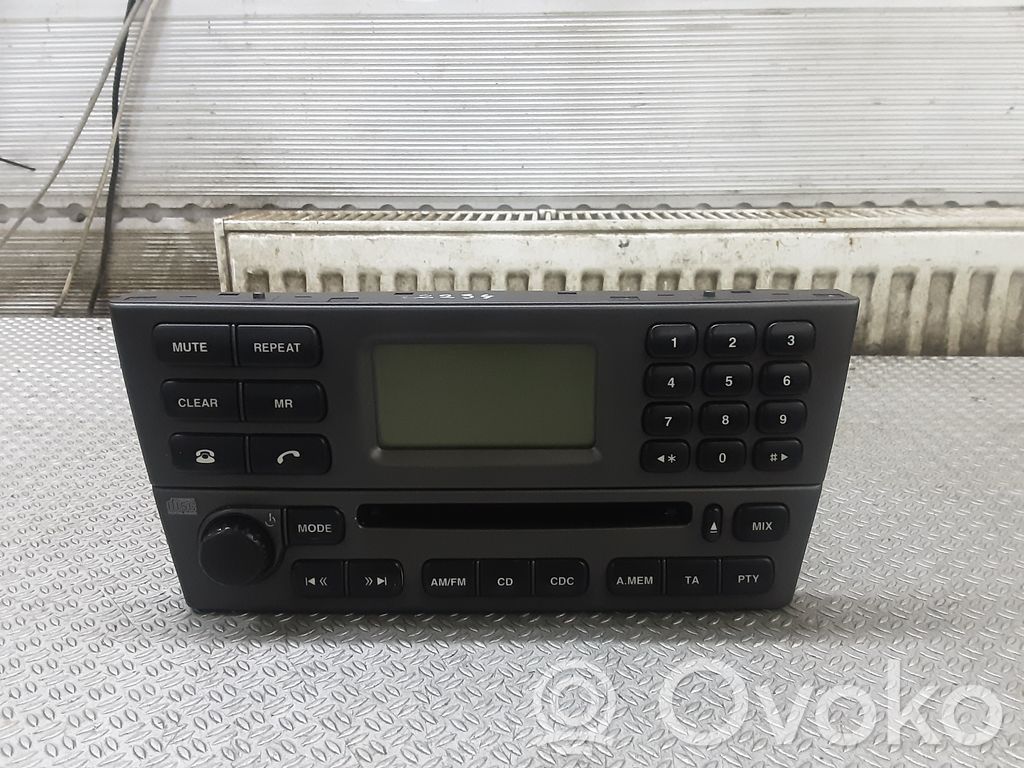 Jaguar X-Type Radio / CD/DVD atskaņotājs / navigācija 