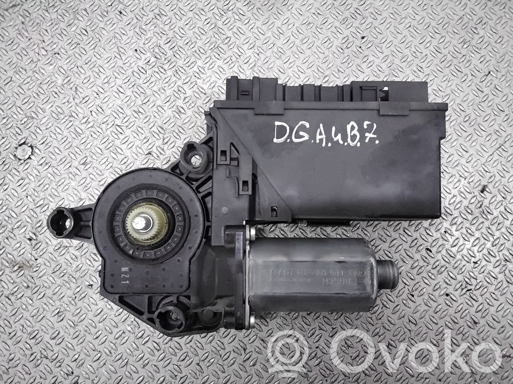 Audi A4 S4 B7 8E 8H Motor macara geam ușă spate 