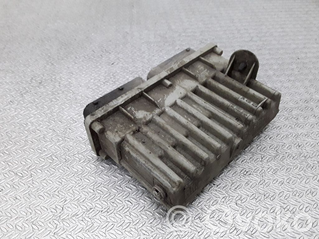 Opel Astra G Ventilatora vadības modulis 