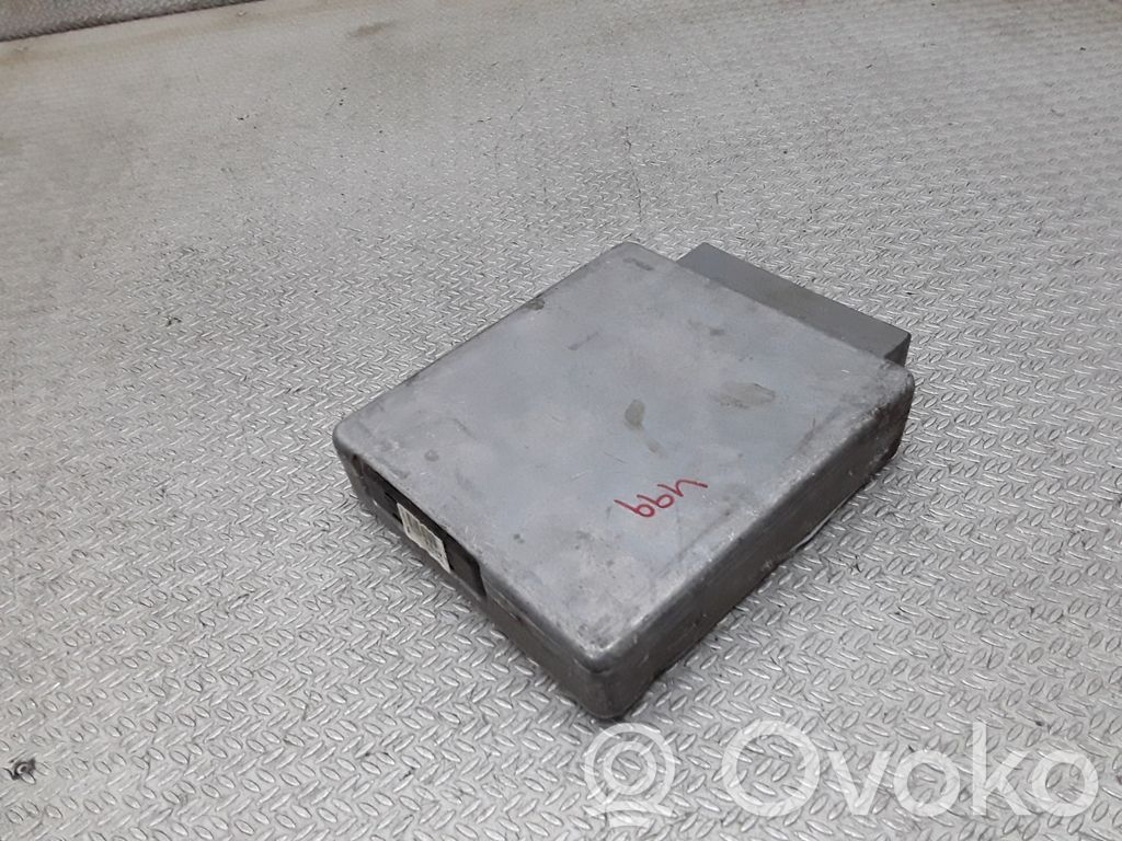 Variklio valdymo blokas   2S4112A650DA