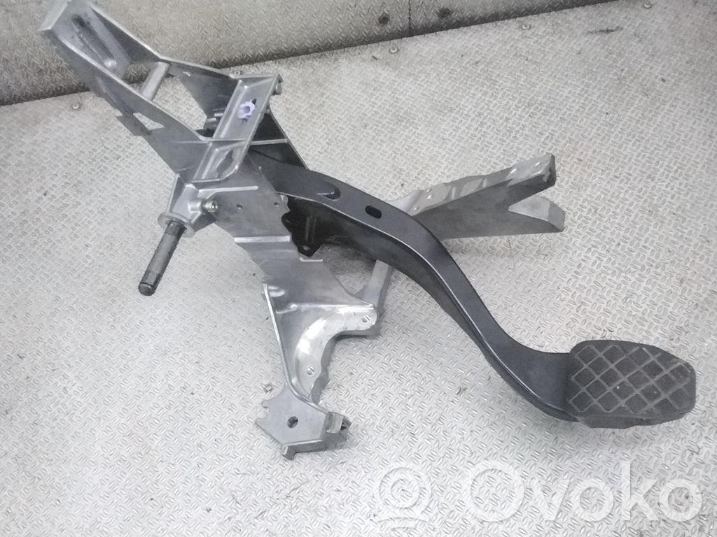 Audi A4 S4 B6 8E 8H Bremspedal 