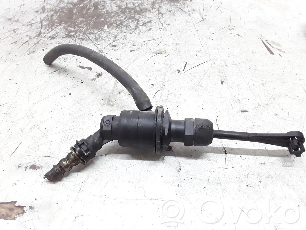 Cilindro maestro de embrague   8200151784C