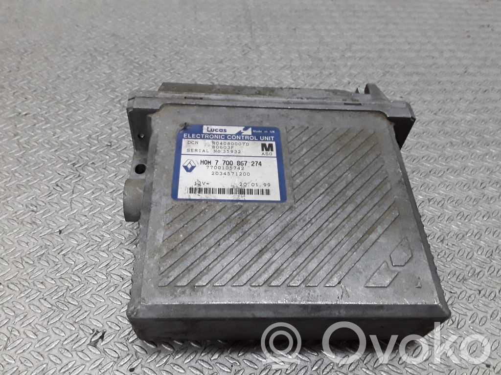 Unidad de control/módulo del motor   7700867274,7700105742