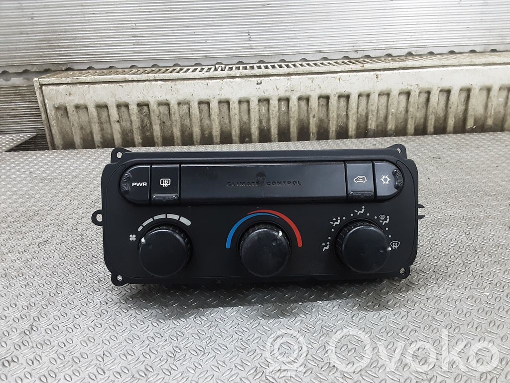 Chrysler Voyager Climate control unit 