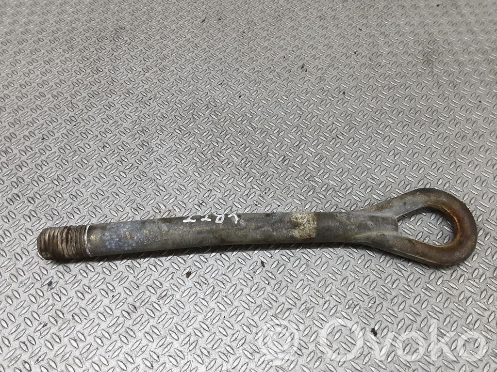 Towing hook eye   1S05422