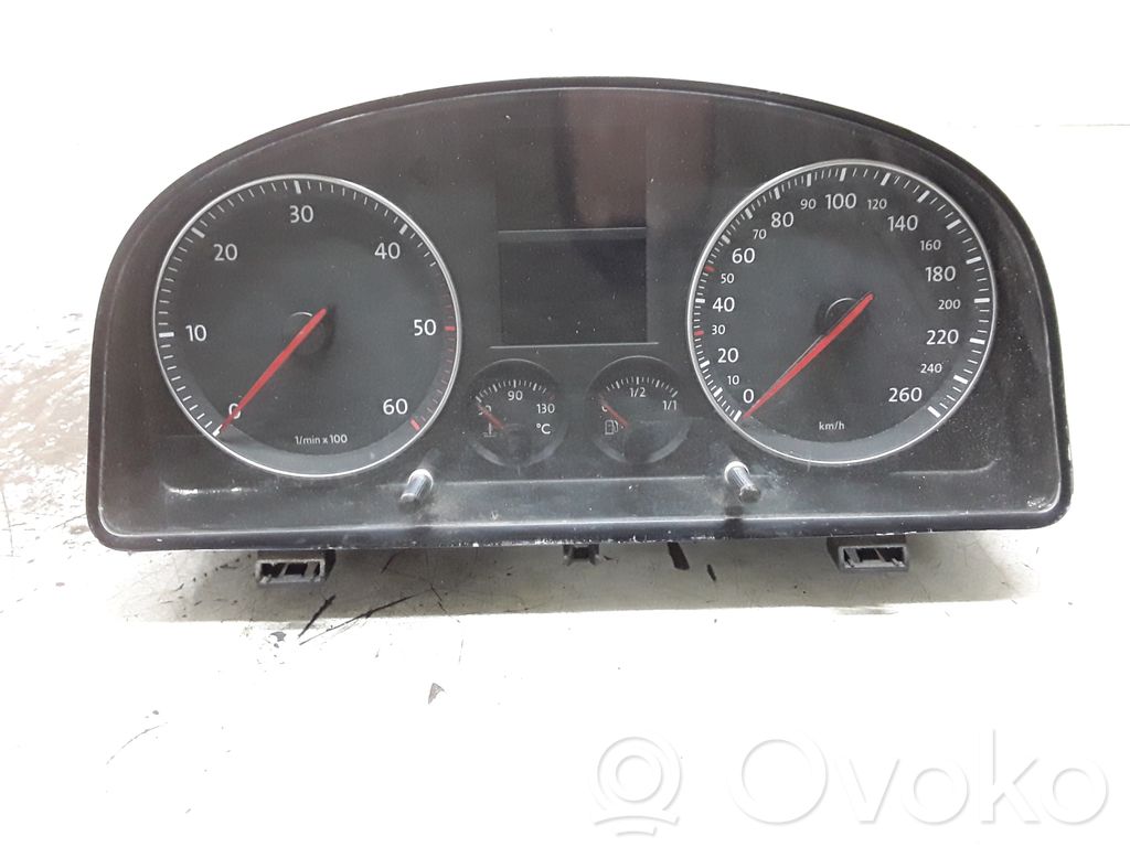 Volkswagen Touran I Geschwindigkeitsmesser Cockpit 