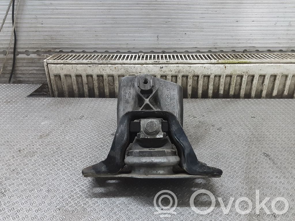 Renault Modus Engine mount bracket 
