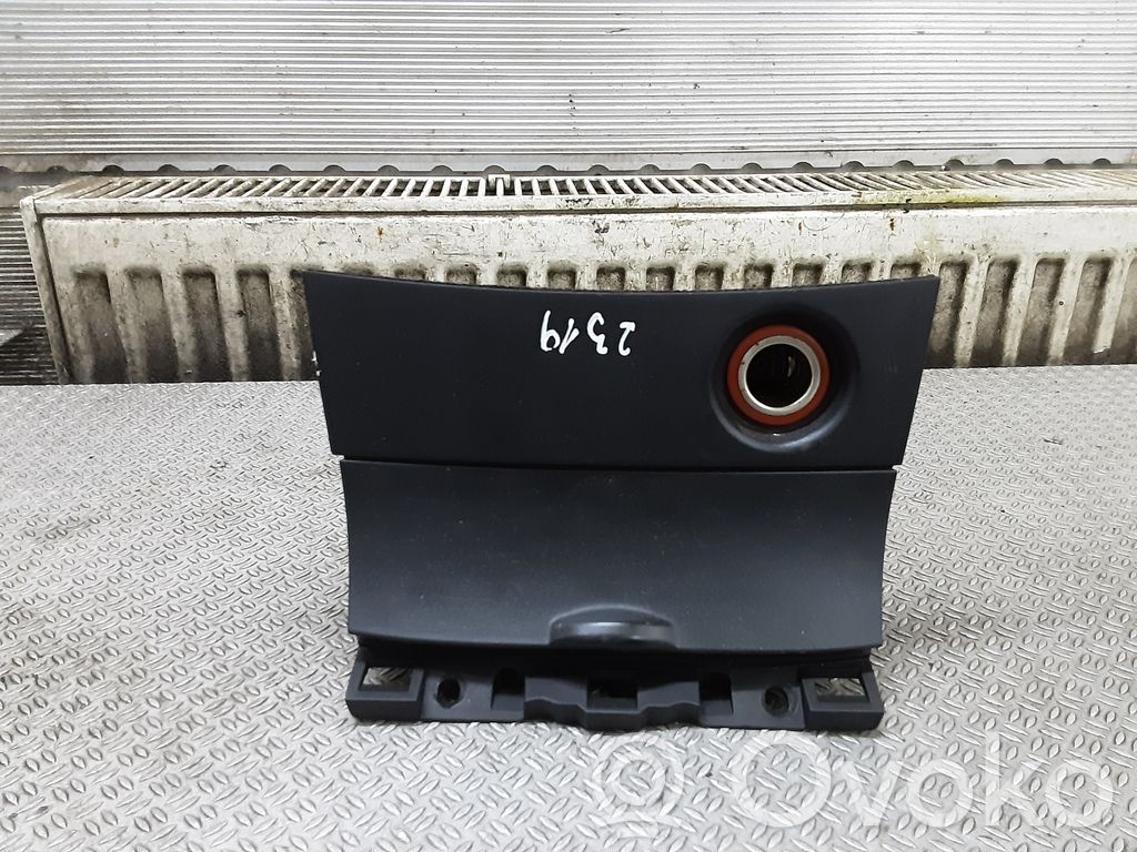 Ashtray (front)   BP4K55211