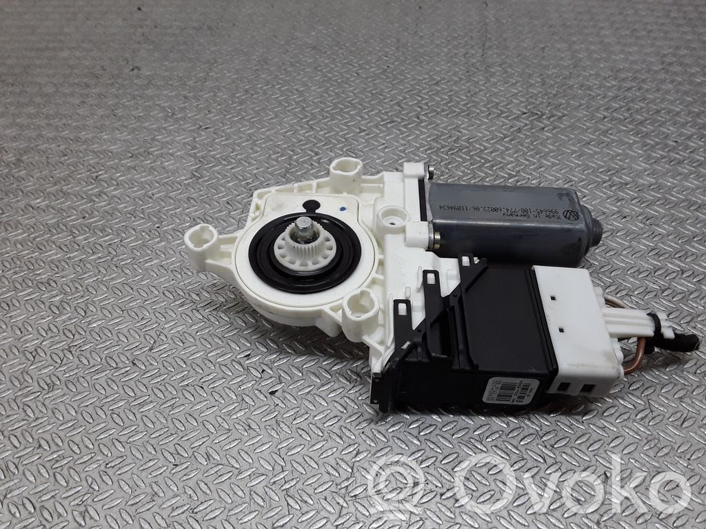Volkswagen Touran I Motorino alzacristalli della portiera posteriore