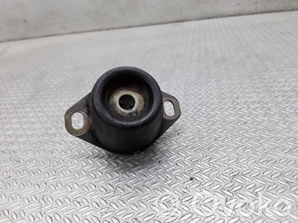 Citroen C4 I Gearbox mount 
