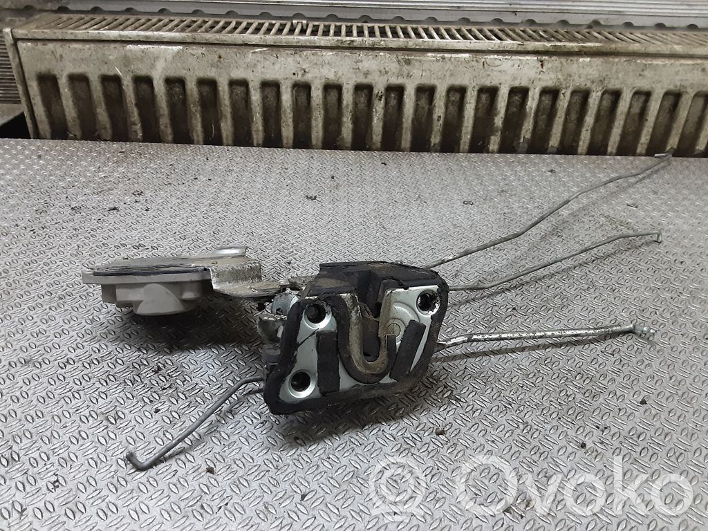 Daihatsu YRV Etuoven lukko 