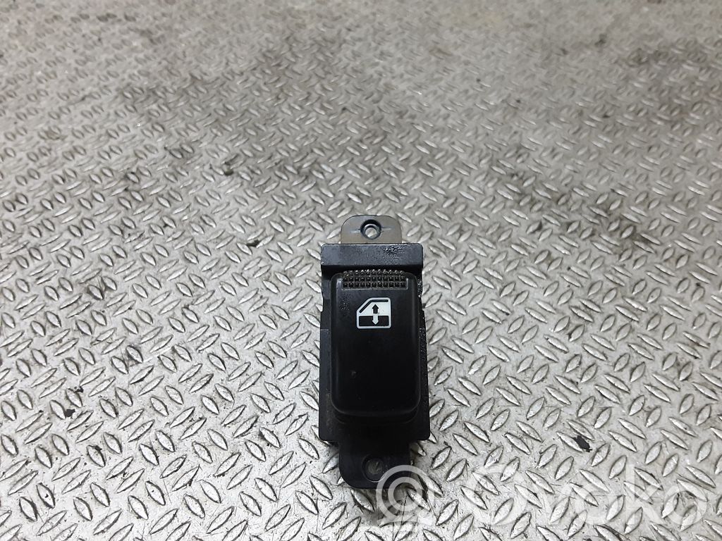Hyundai Terracan Electric window control switch 