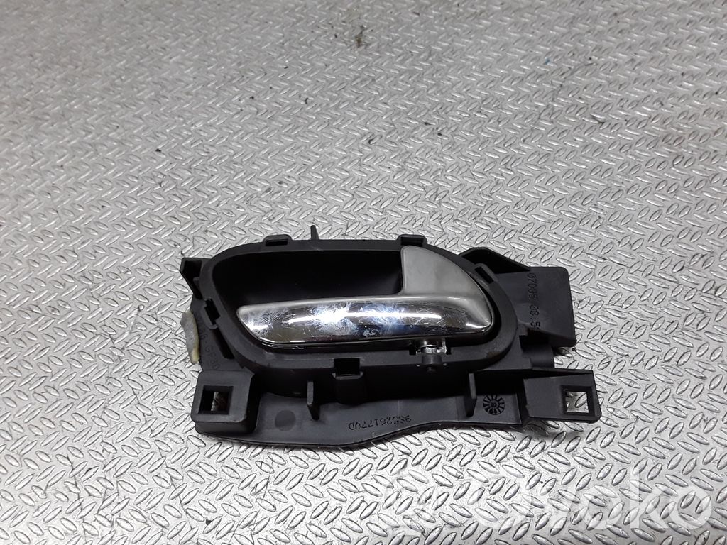 Peugeot 407 Manecilla interna puerta delantera 