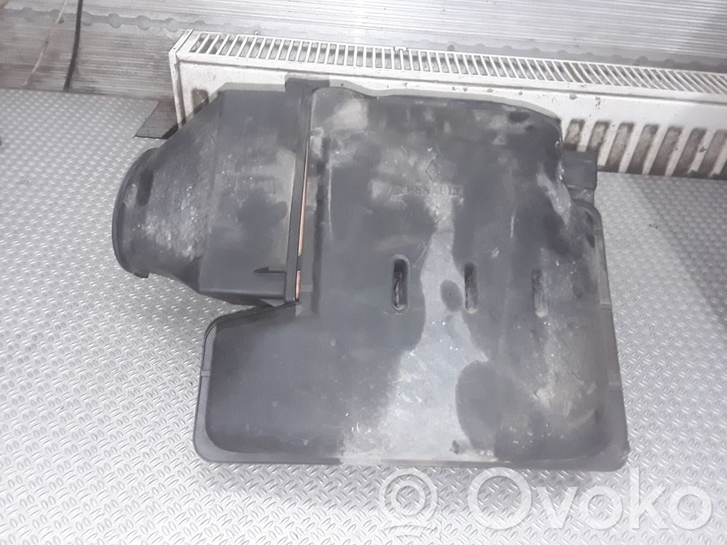 Renault Laguna II Ilmansuodattimen kotelo 