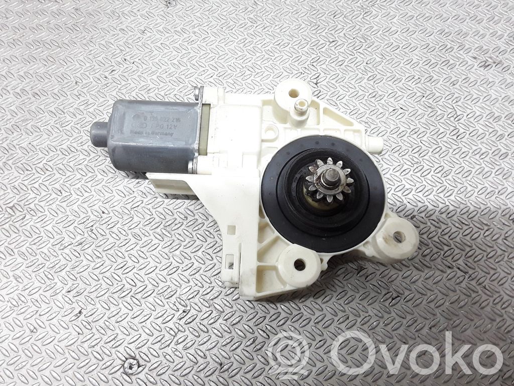 Ford Focus Motor macara geam ușă față 