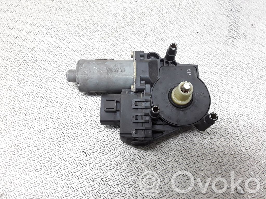 Audi A6 S6 C5 4B Motorino alzacristalli della portiera posteriore
