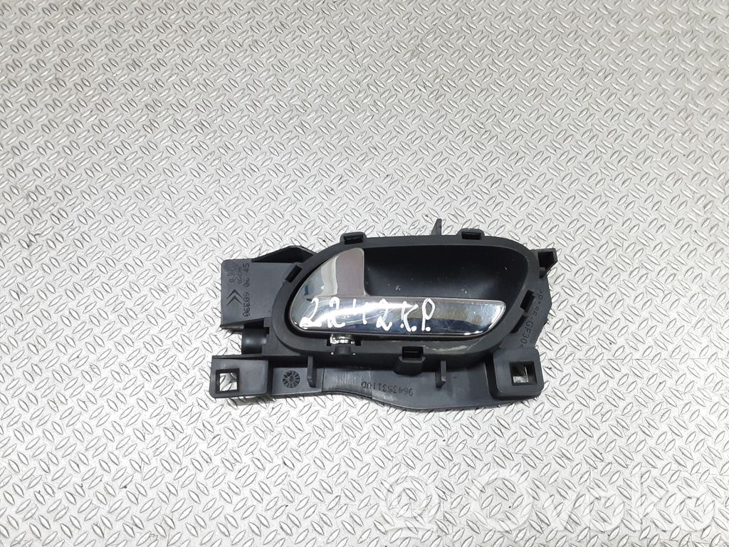 Etuoven sisäkahva   96435311UD