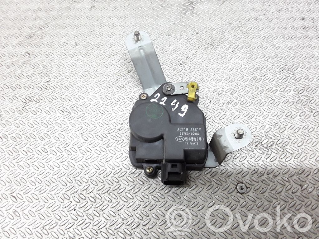 Hyundai Getz Spynos varikliukas galinio dangčio 