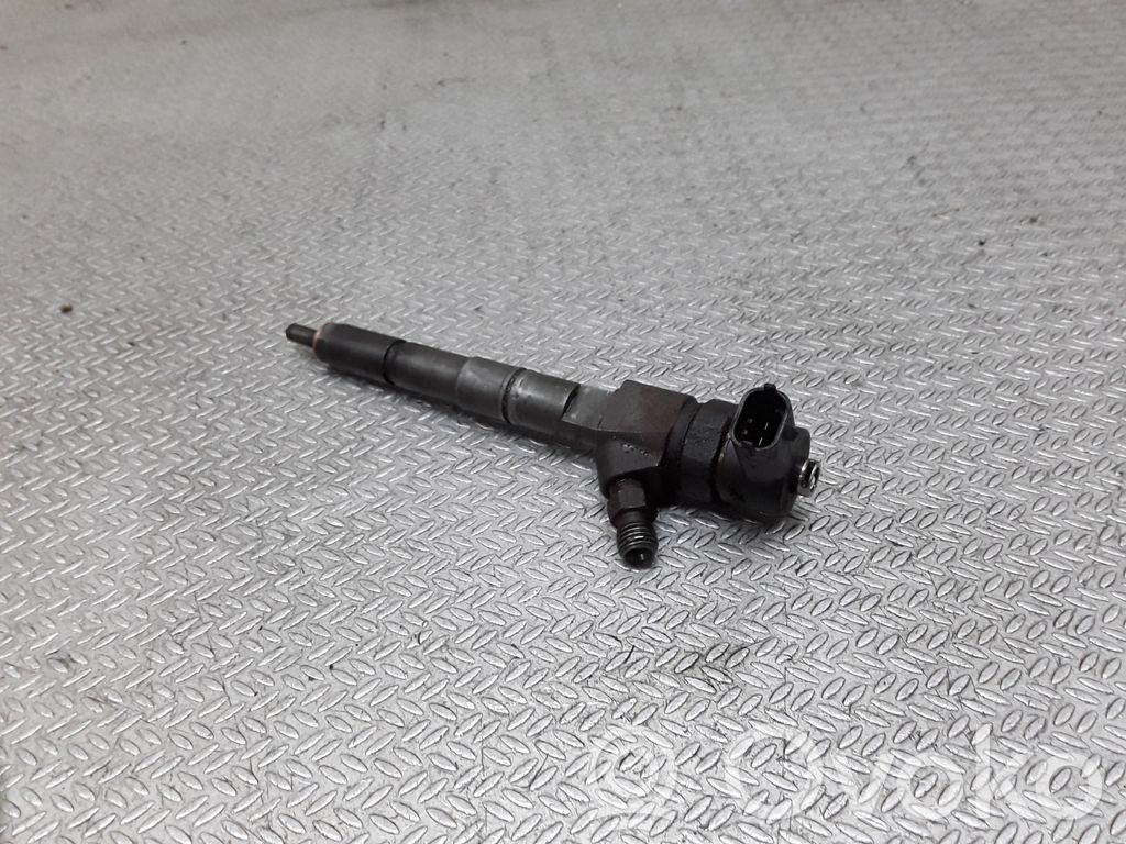 Injecteur de carburant   0445110159