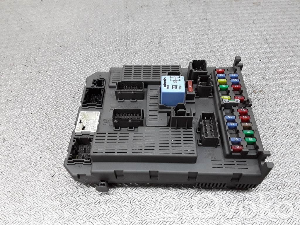 Fuse module   96519381