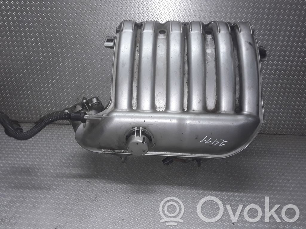 Peugeot 607 Kolektorius įsiurbimo 
