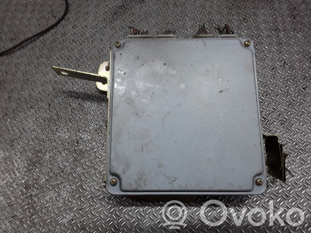 Nissan Primera Engine control unit/module 