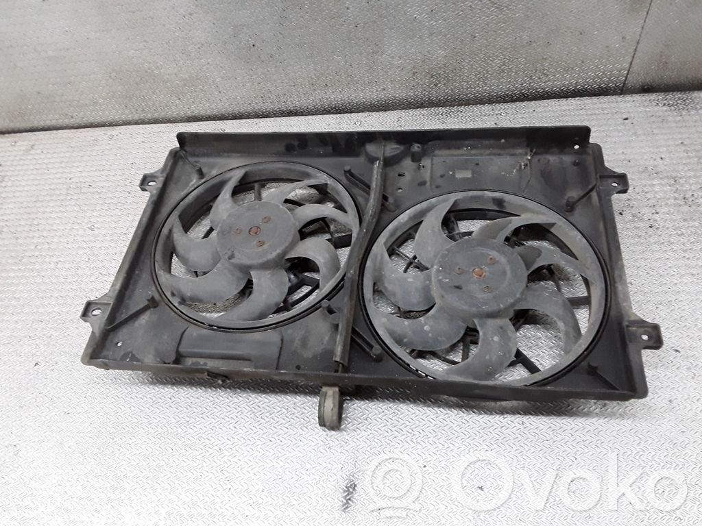 Elektrinis radiatorių ventiliatorius   7M3121203
