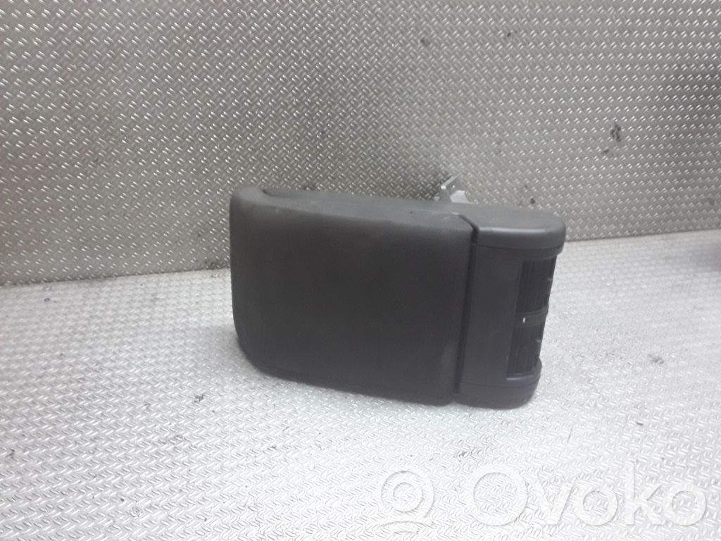 Armrest   13171943