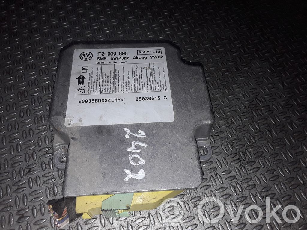 Volkswagen Touran I Unitate/modul de comandă airbaguri