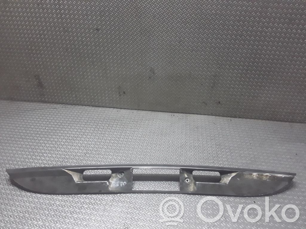 Mercedes-Benz E W211 Poszycie / Tapicerka tylnej klapy bagażnika 