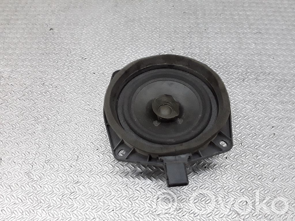 Mitsubishi Colt Altavoz de la puerta trasera 