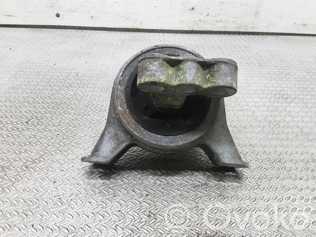 Opel Astra H Engine mount bracket 