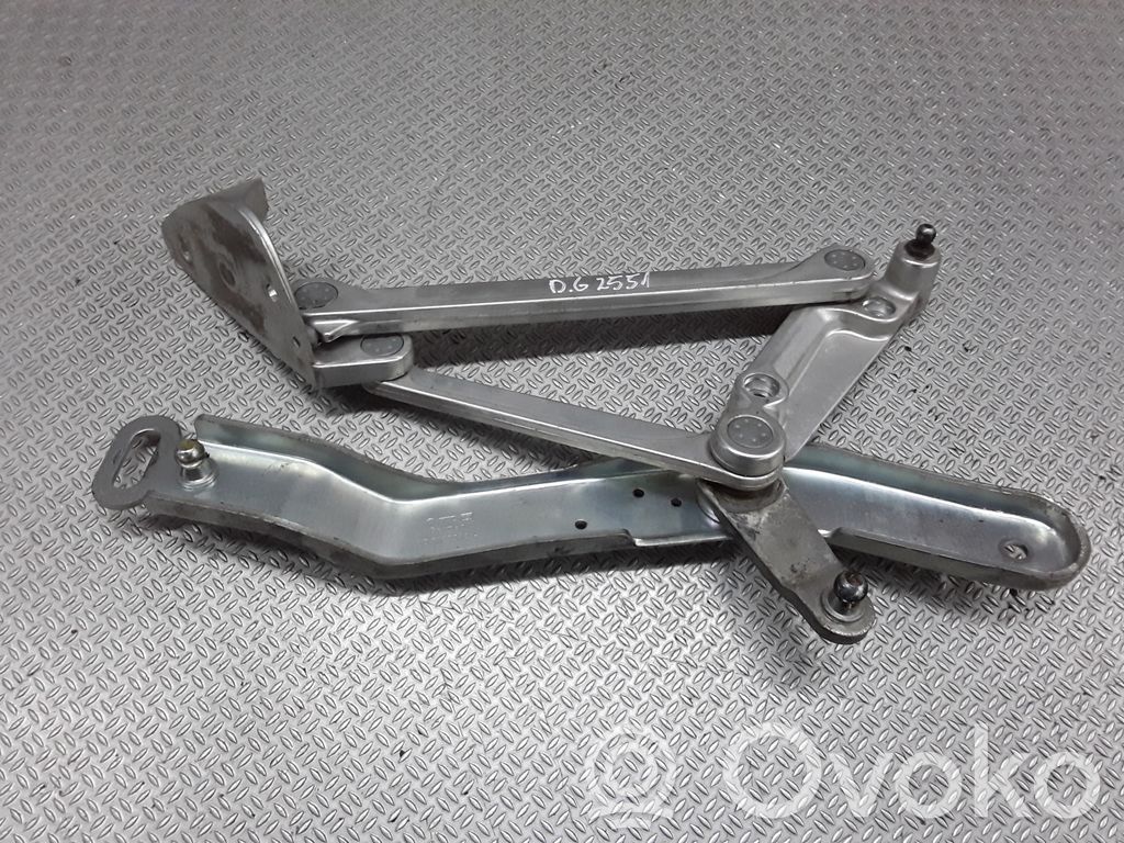 Tailgate/trunk/boot hinge   3D5827582A