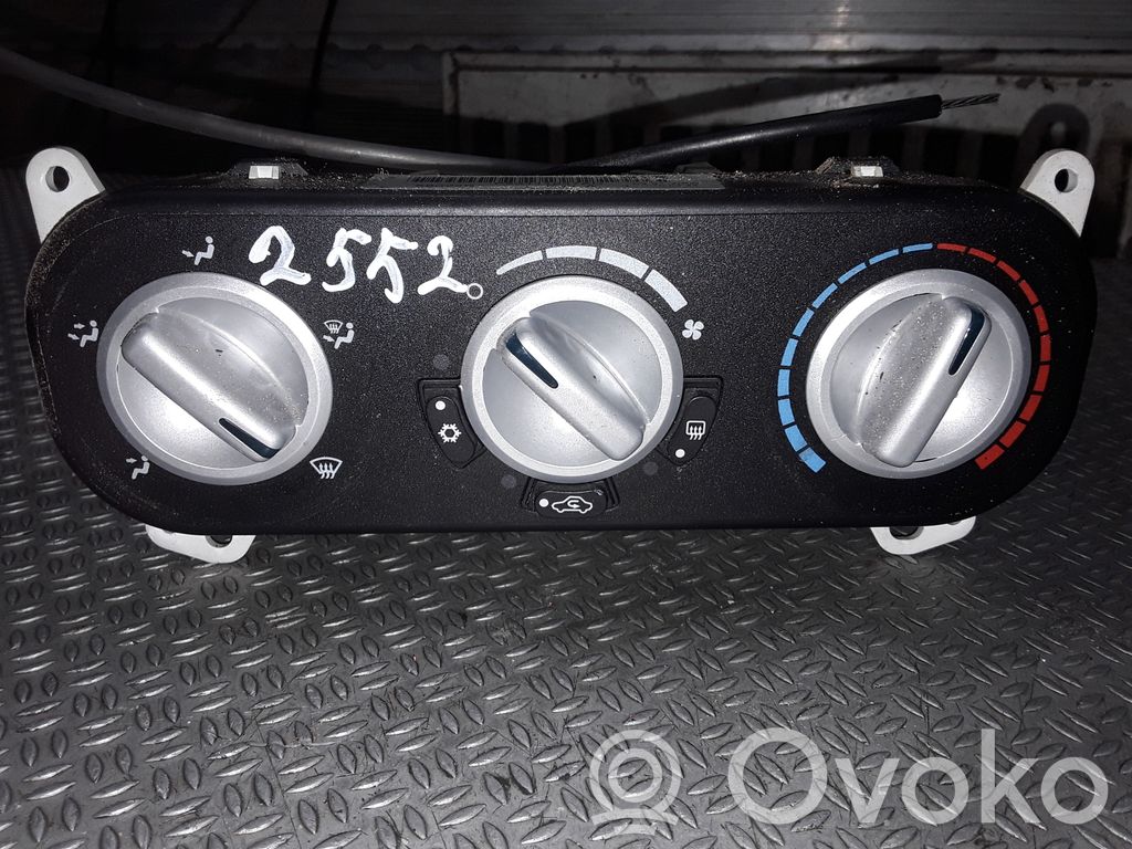 Dodge Caliber Climate control unit 