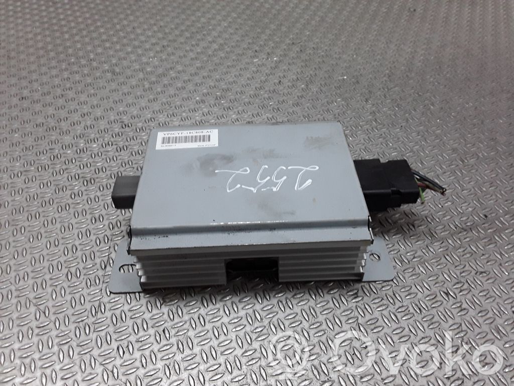 Dodge Caliber Sound amplifier 