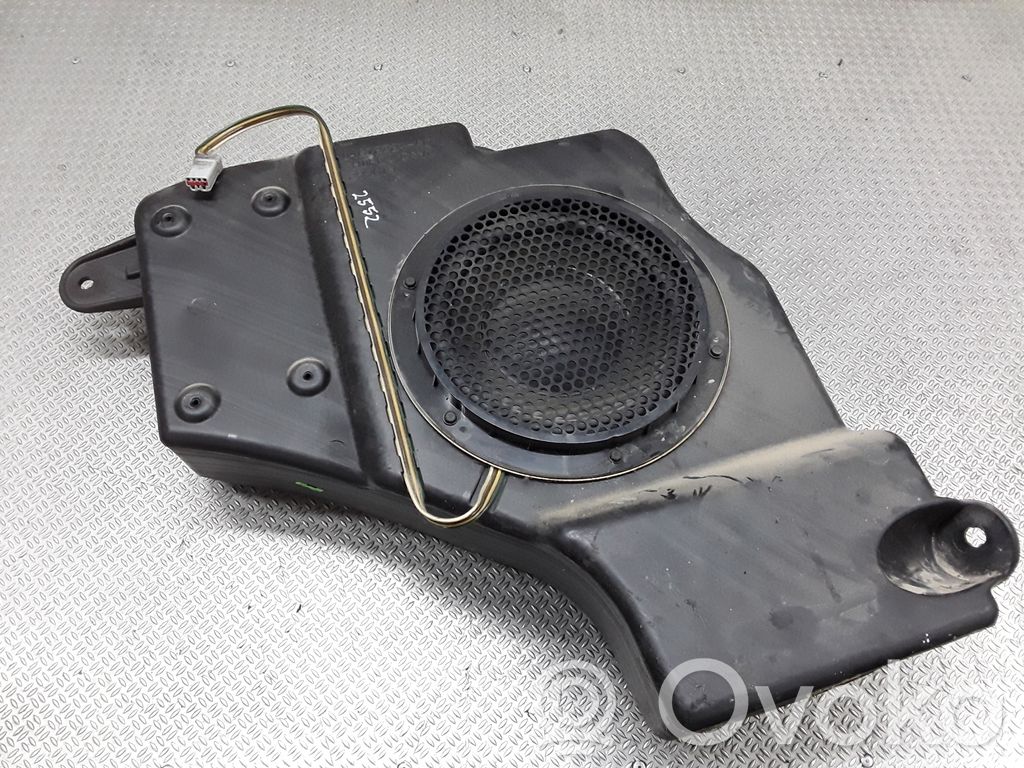 Dodge Caliber Subwoofer speaker 