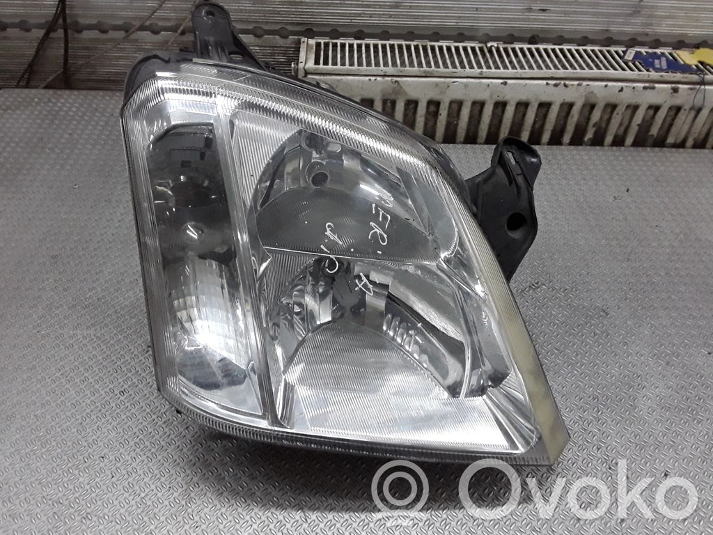 Headlight/headlamp   93321053