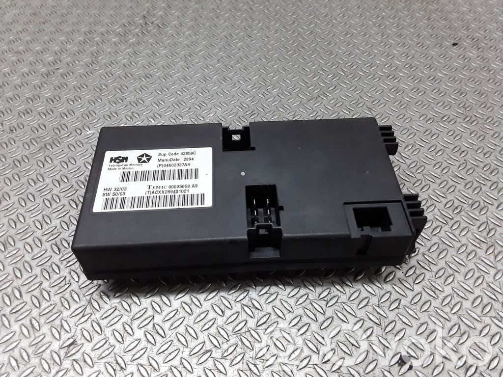 Chrysler 300 - 300C Unité de commande module de porte 