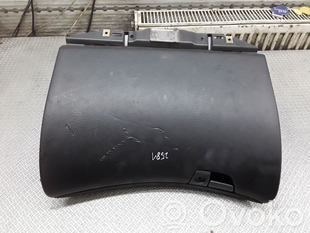 Guantera   8650374