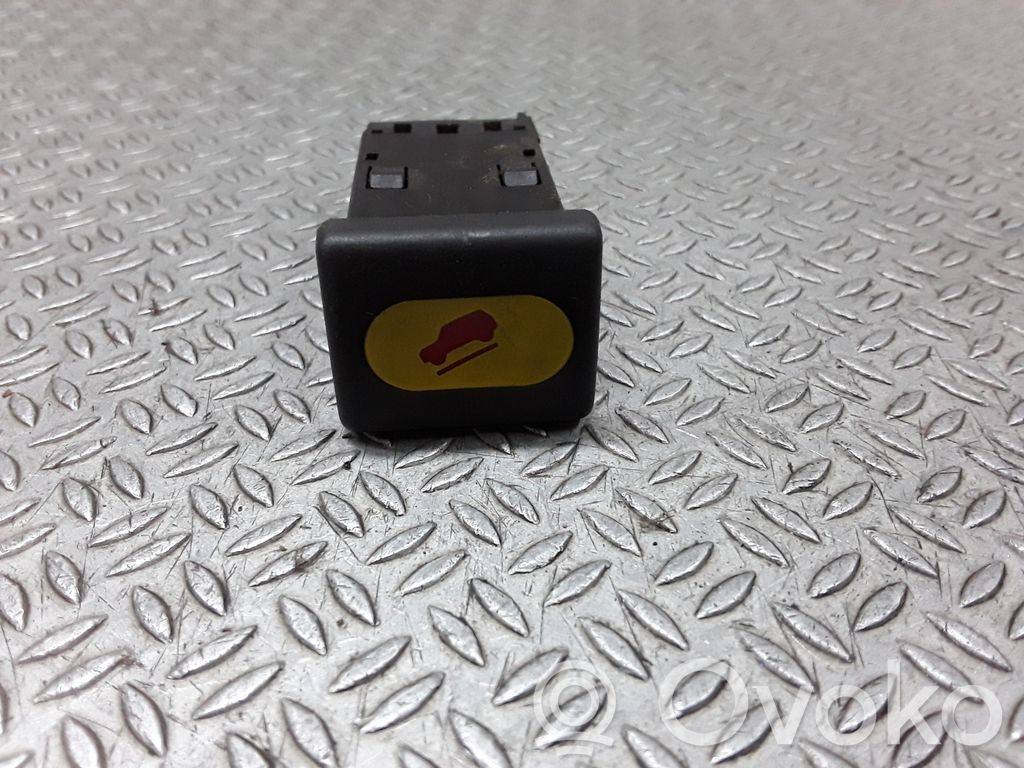 Differential lock switch   03035016