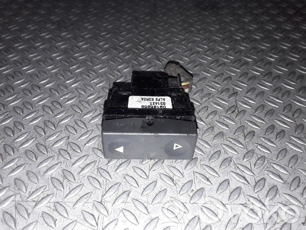 Interruptor del elevalunas eléctrico   09185959