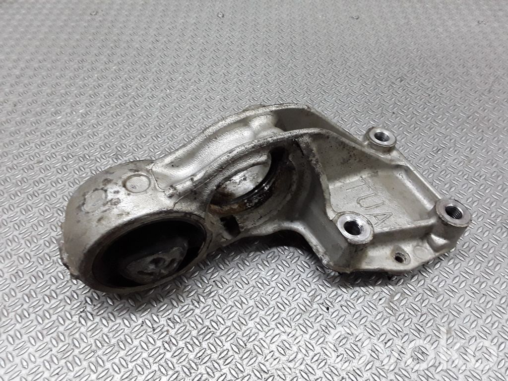 Citroen C4 I Driveshaft support bearing bracket 