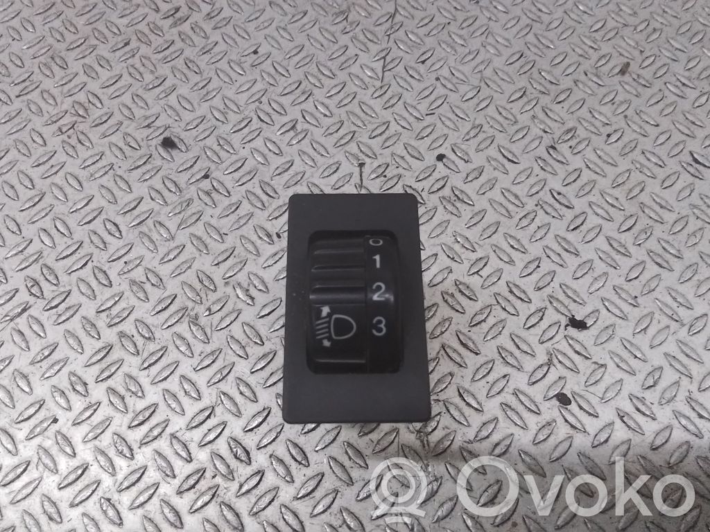 Bouton commande réglage hauteur de phares