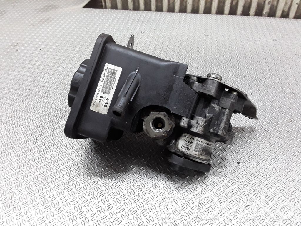 Pompe direction assistée   7693974101