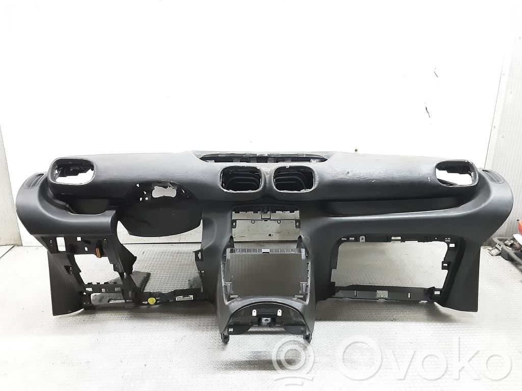 Dashboard   9683066480