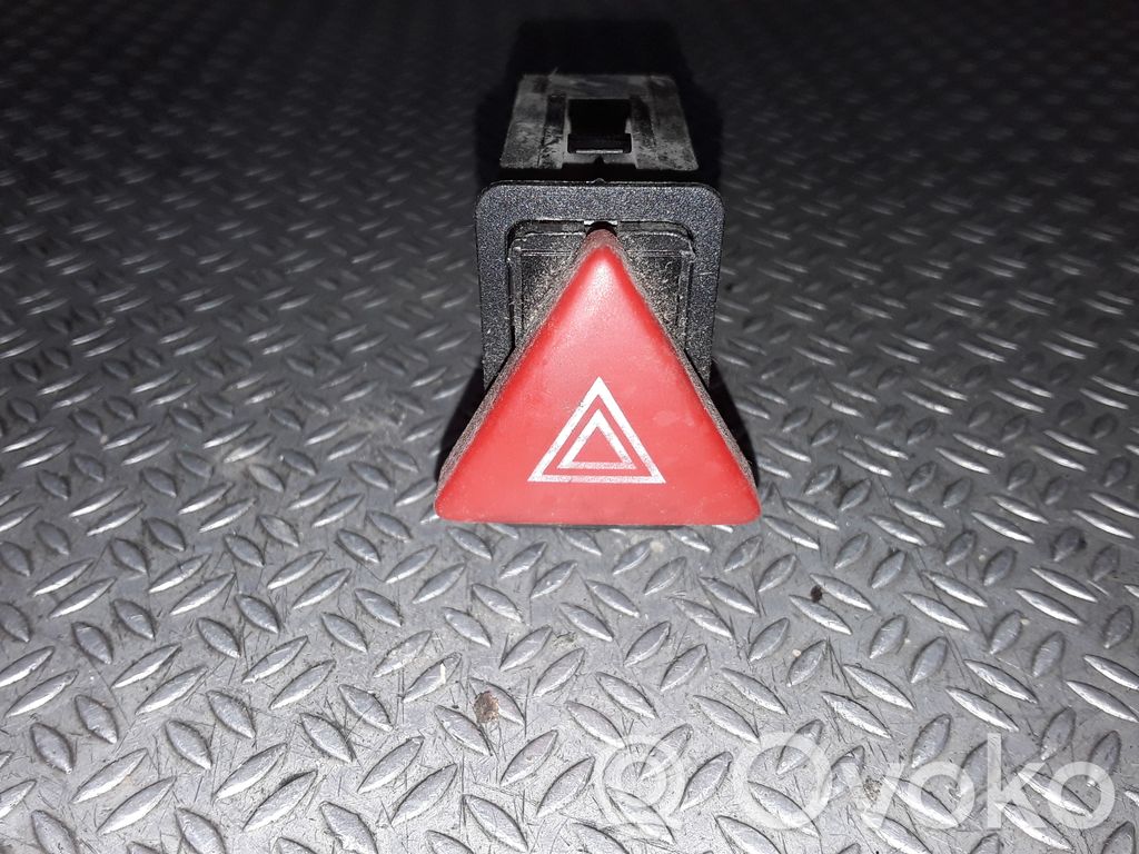 Botón interruptor de luz de peligro   1U0953235B